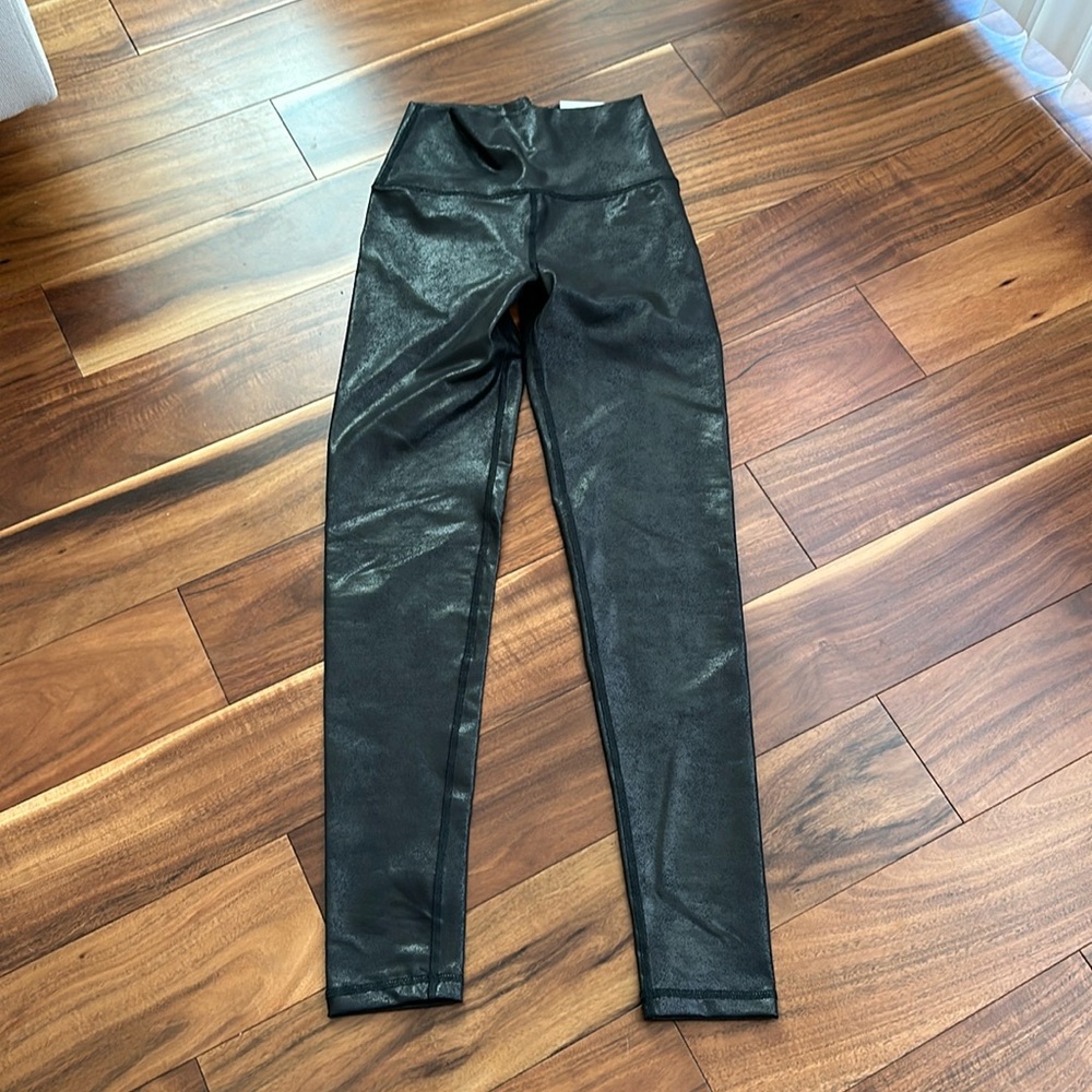 AERIE BLACK HIGH WAISTED FAUX LEATHER LEGGINGS CHILL PLAY MOVE NWT SIZE SMALL - Picture 3 of 10